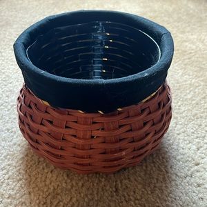 Longaberger 2007 Gourd basket with fabric and plastic liners